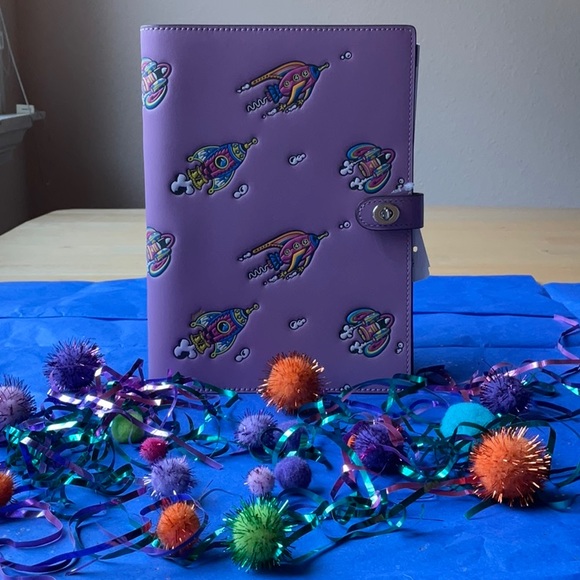 π COSMIC COACH NOTEBOOK WITH ROCKET PRINT π NWT π - Picture 2 of 16